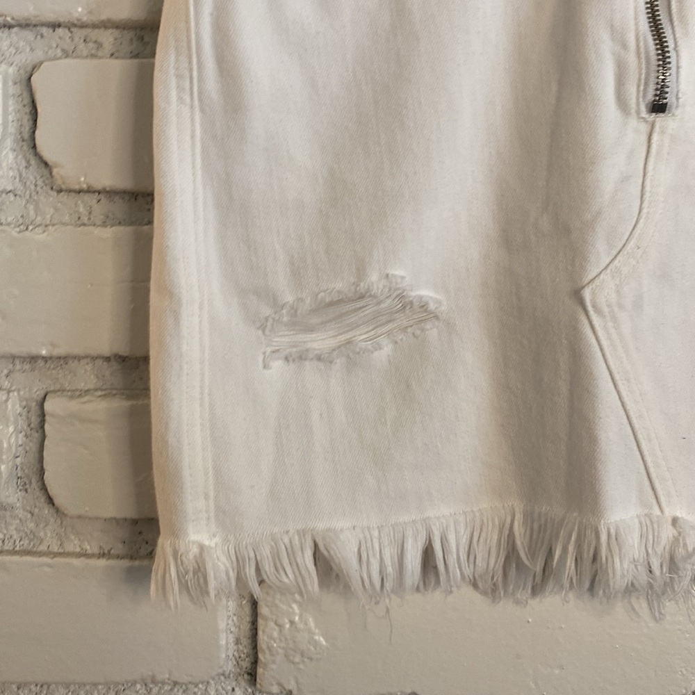 Sanctuary Denim white denim skirt ripped cute - Picture 3 of 6